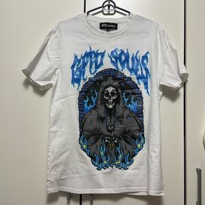 Selling clothes new condition 
Brand - Fashion Nova Men 
Size - Large